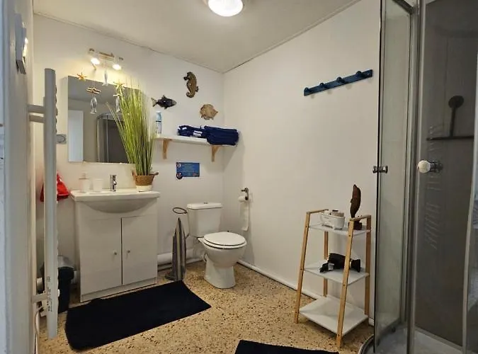 Maisonnette Marine Landeronde