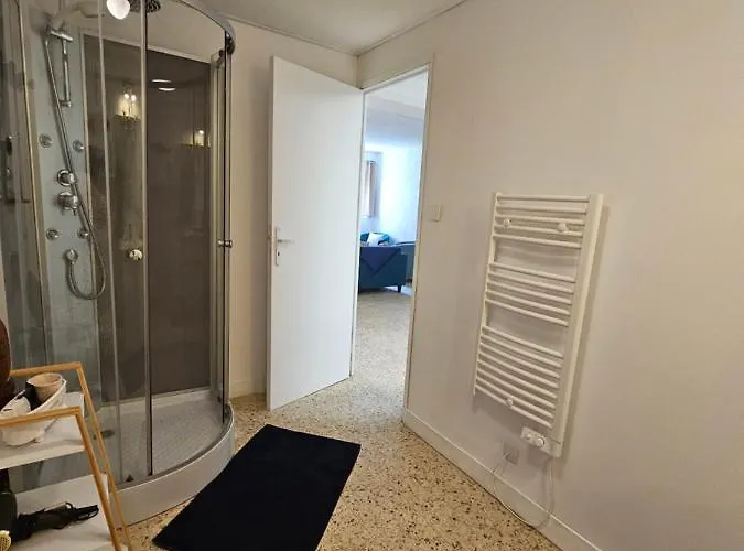 Holiday home Maisonnette Marine *